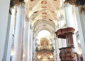 玛丽亚采尔大教堂