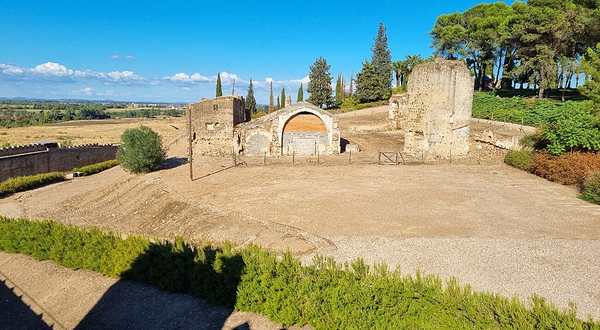 阿尔卡萨瓦城堡