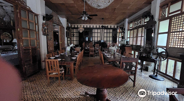 Camina Balay nga Bato