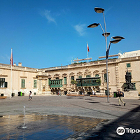 St. George’s Square