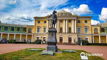 巴甫洛夫斯克公园