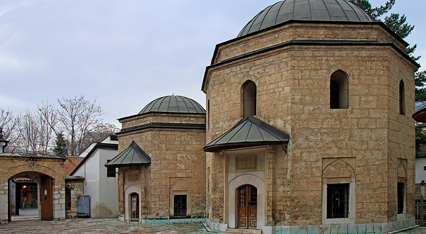 加齐-胡色雷贝清真寺