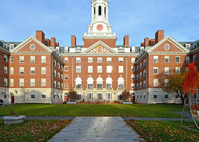 哈佛大学