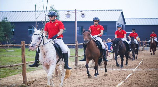 揽翠湖天沐温泉度假村
