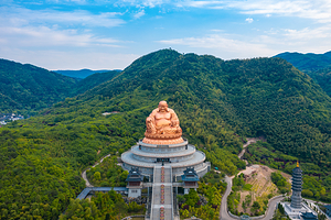 人间弥勒(雪窦寺)
