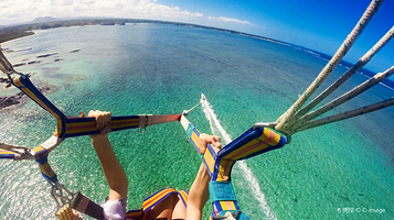 Melasti滑翔伞基地