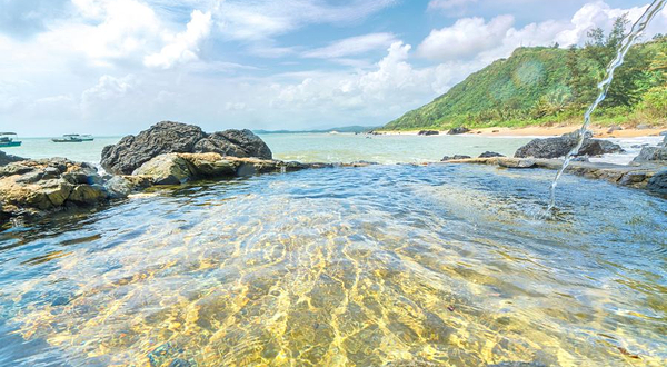 山钦湾