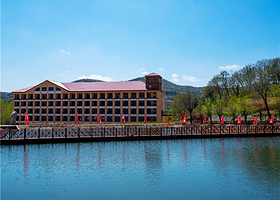 颐乐谷山水庄园