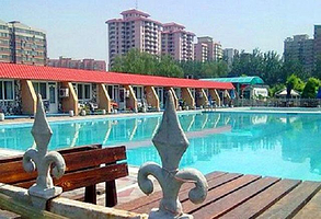 宝联体育公园游泳池