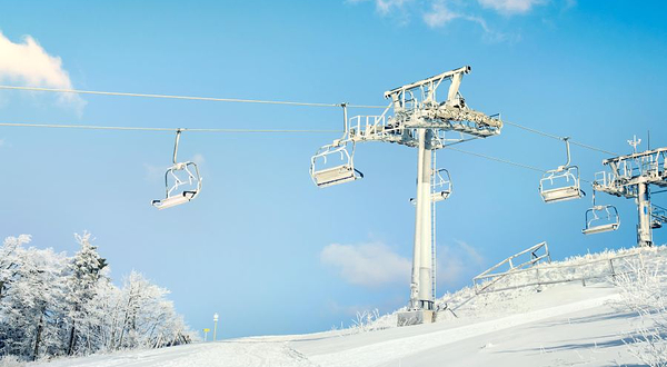 神湖四季滑雪场