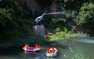 银杏谷激情漂流