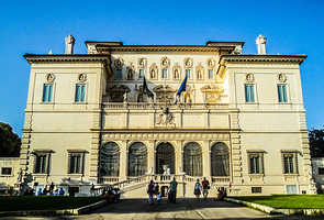 博尔盖赛美术馆