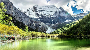 甘孜稻城亚丁景区-仙乃日