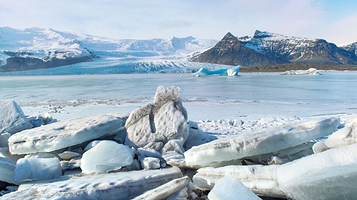 埃亚菲亚德拉冰盖