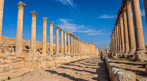 杰拉什罗马古城遗址