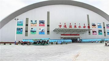 达旗万通蒙根花温泉水世界