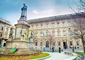 斯卡拉广场画廊