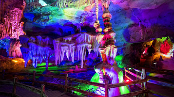 鹿鸣森谷旅游度假区