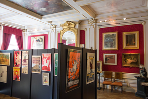 猫艺术品陈列馆