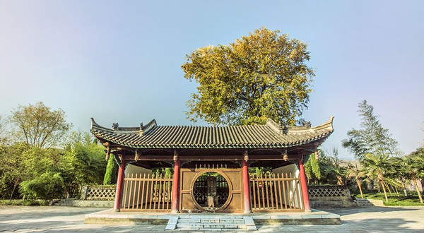 马超墓祠