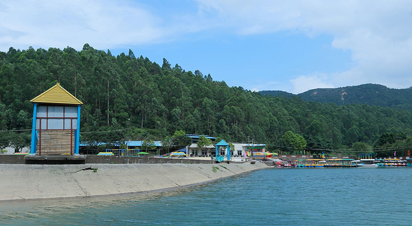 龙涛湾森林动感水城