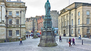 爱丁堡国会广场