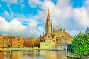 布鲁日圣母教堂