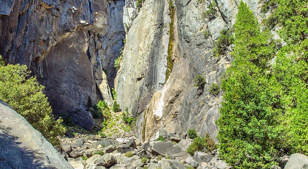 布赖德韦尔瀑布