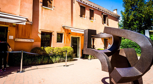 佩姬·古根汉美术馆