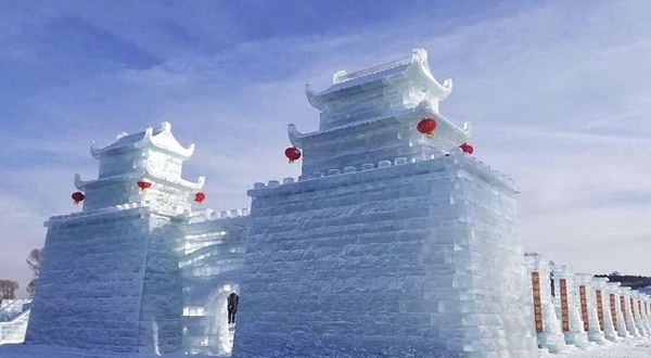 右玉冰雪嘉年华冰雕园