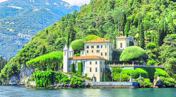 德尔巴比亚内罗别墅