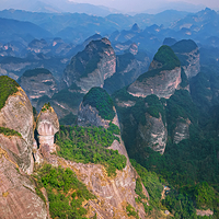 桂林丹霞八角寨景区