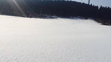 平阴润翔滑雪场