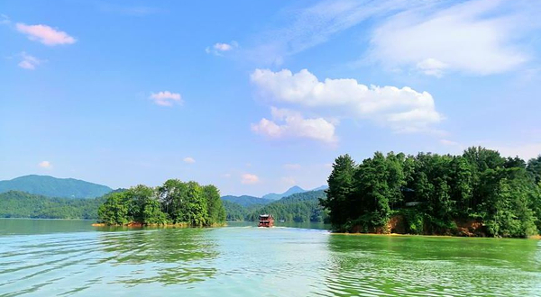 赣州阳明湖景区