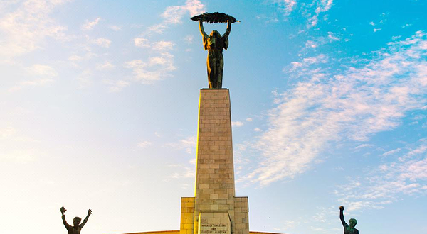 自由雕像