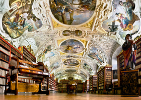 斯特拉霍夫修道院图书馆