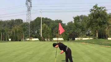 温泉高尔夫俱乐部