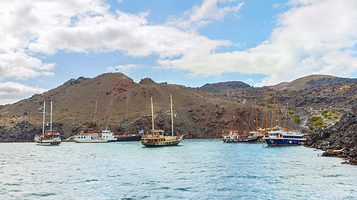 圣托里尼火山口