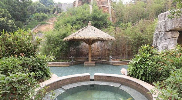 陡沙河温泉小镇御香泉