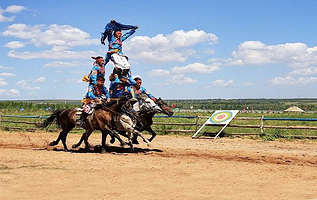 乌拉盖乞颜部落蒙古包