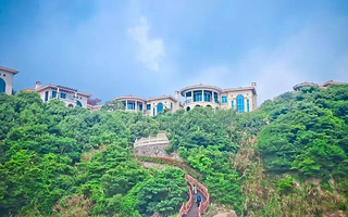 舟山普陀国际游艇会度假村(蓝堡山庄)