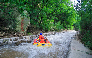 三峡野猪林漂流