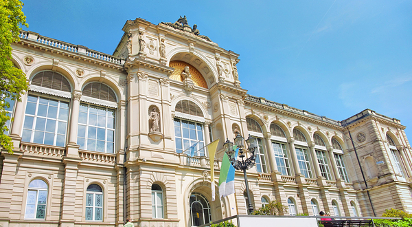 弗里德里希浴场