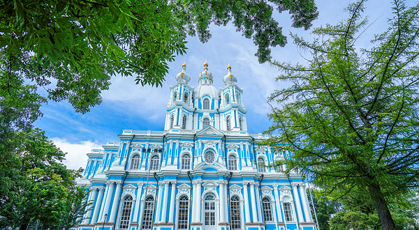 斯莫尔尼修道院