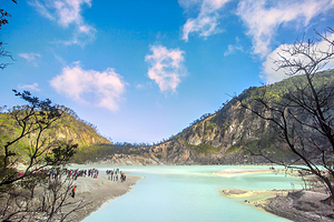 卡瓦普定火山湖