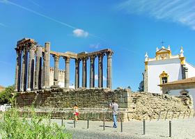 埃武拉罗马神庙