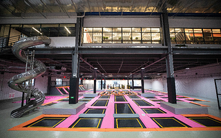 天津TUK涂克体育小镇·蹦床·卡丁车·团建