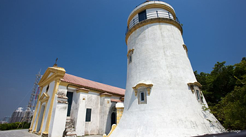 圣母雪地殿教堂