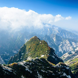 华山