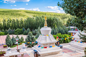 锡盟西乌旗乌兰五台景区